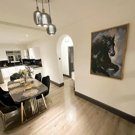 Beautiful Cosy 2 Bed Whole Flat Apartment London Exterior photo