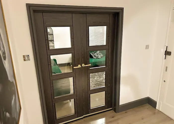 Beautiful Cosy 2 Bed Whole Flat